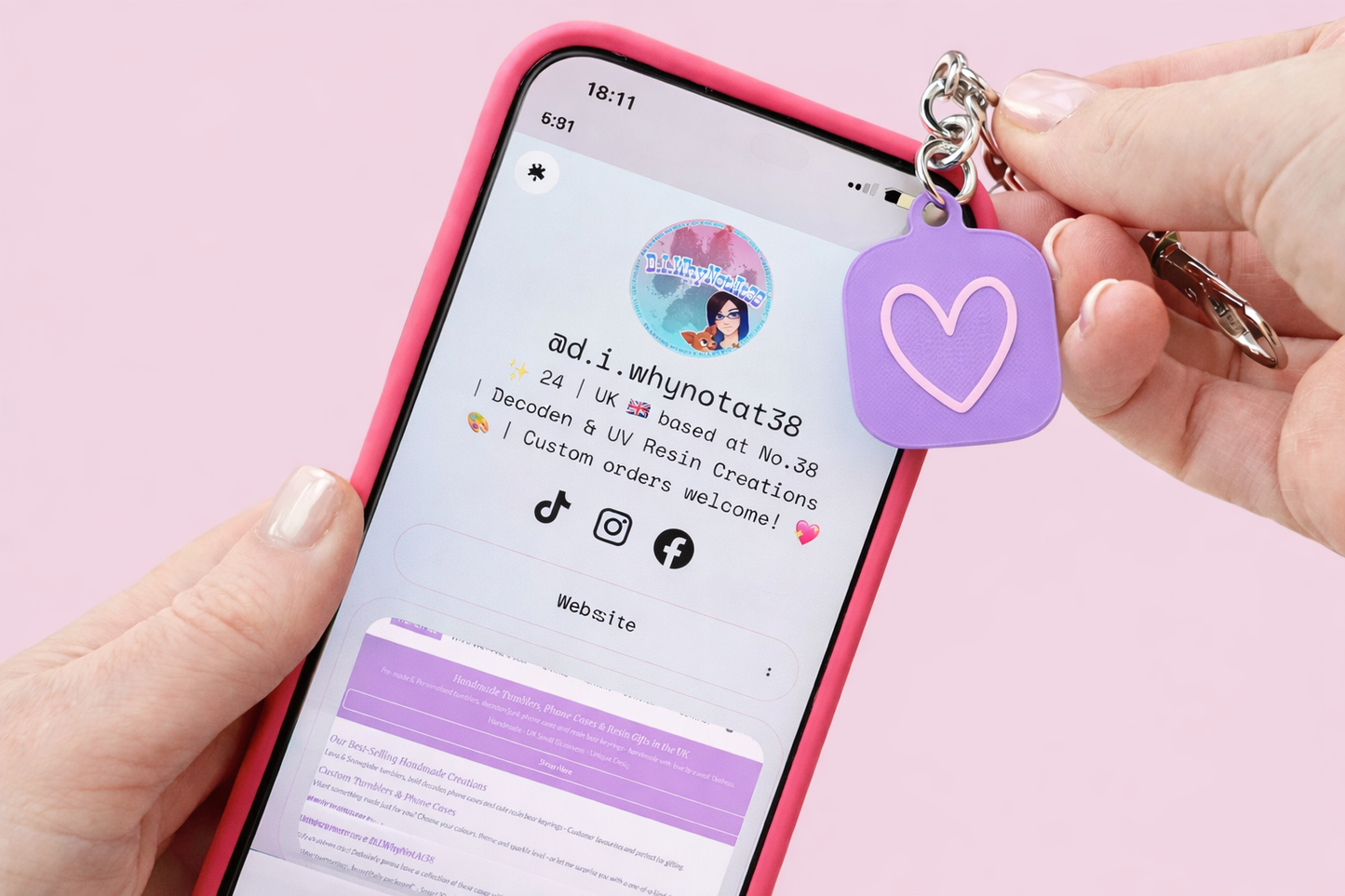 NFC Social Media Keychain | Tap to Follow Tag | Business Link Keyring | Custom NFC Tag for Instagram, Facebook, TikTok | Small Business Tool