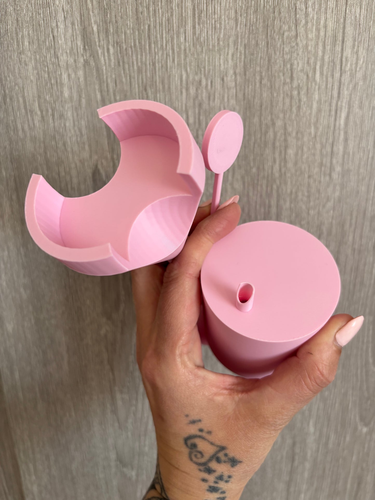 16oz Snow Globe Glitter Funnel & Lid Holder Tool | Tumbler Crafting Kit | Resin & Glitter Pouring Aid | 3D Printed Cup Turner Accessory Set